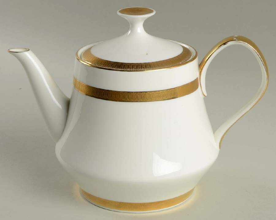 Pembroke Teapot & Lid by Mikasa-1