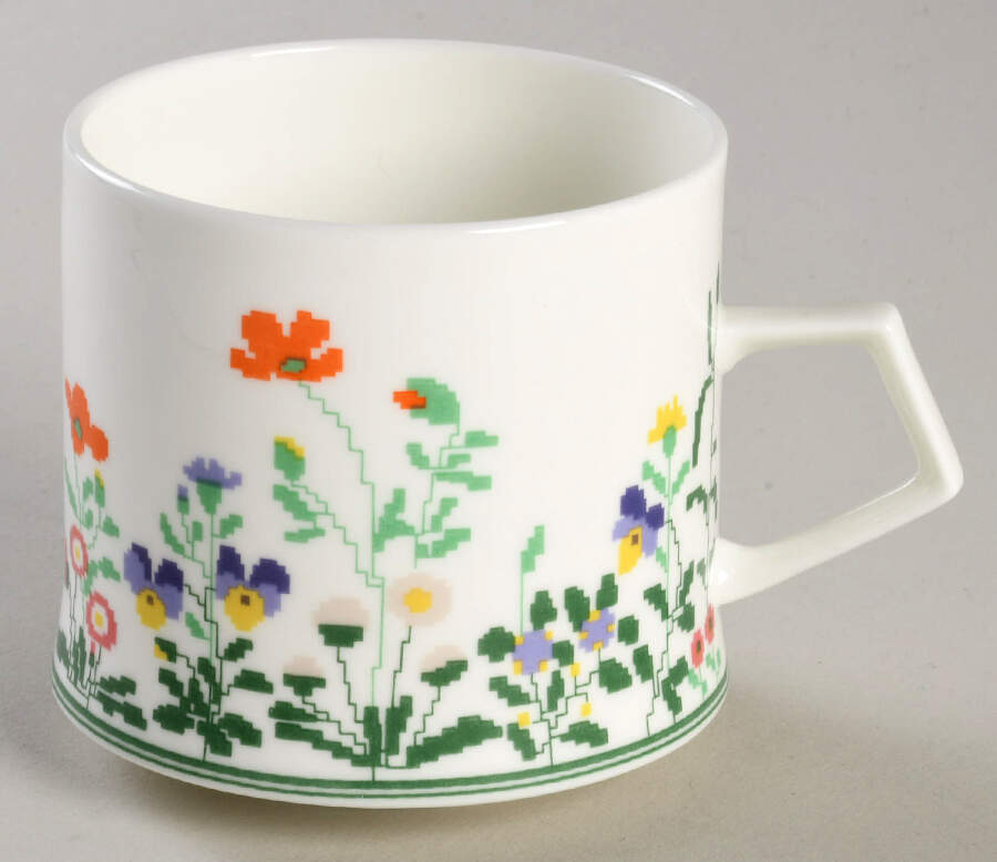 Petit Point Flat Cup by Mikasa-1