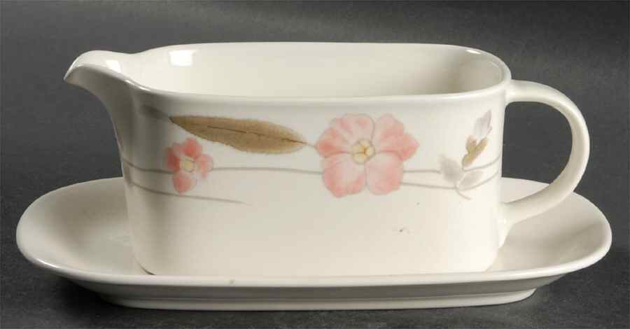 Piccadilly Gravy Boat & Underplate (Relish/Butter) by Mikasa-1
