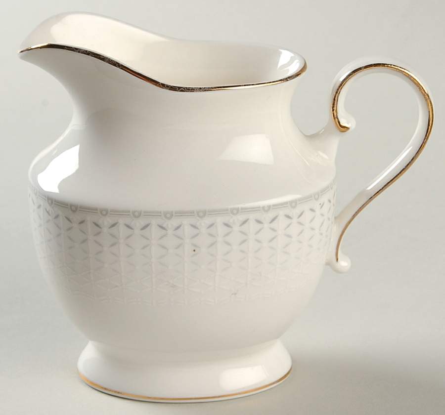 Piedmont Creamer by Mikasa-1