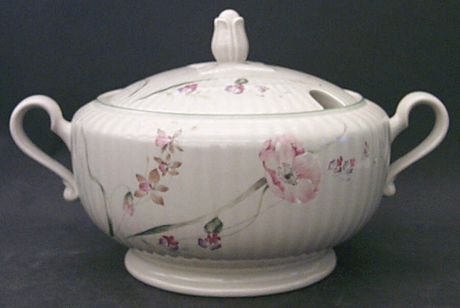 Pink Poppy Tureen &  Lid by Mikasa-1