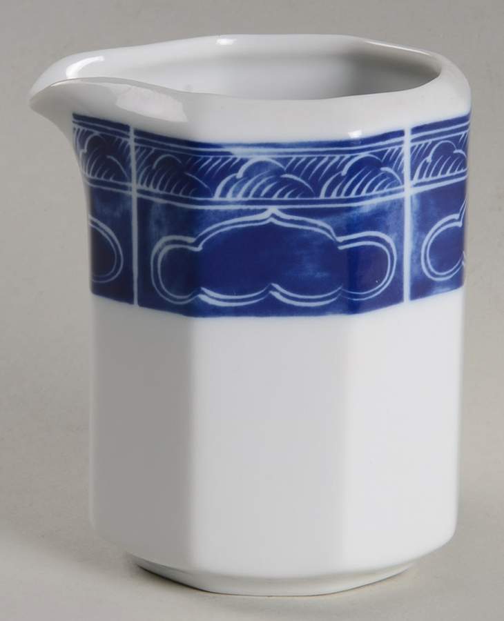 Plum Blossom Creamer by Mikasa-1