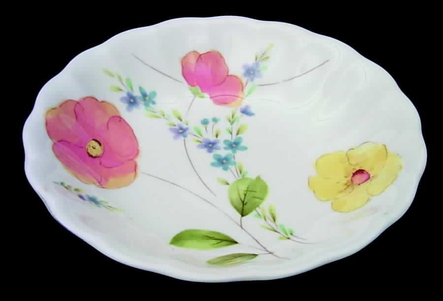 Poppy Love Coupe Soup Bowl by Mikasa-1