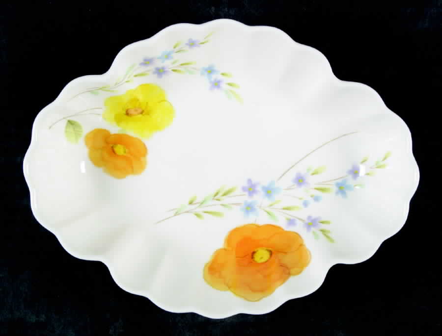 Poppy Love Medium Oval Fluted Dish by Mikasa-1