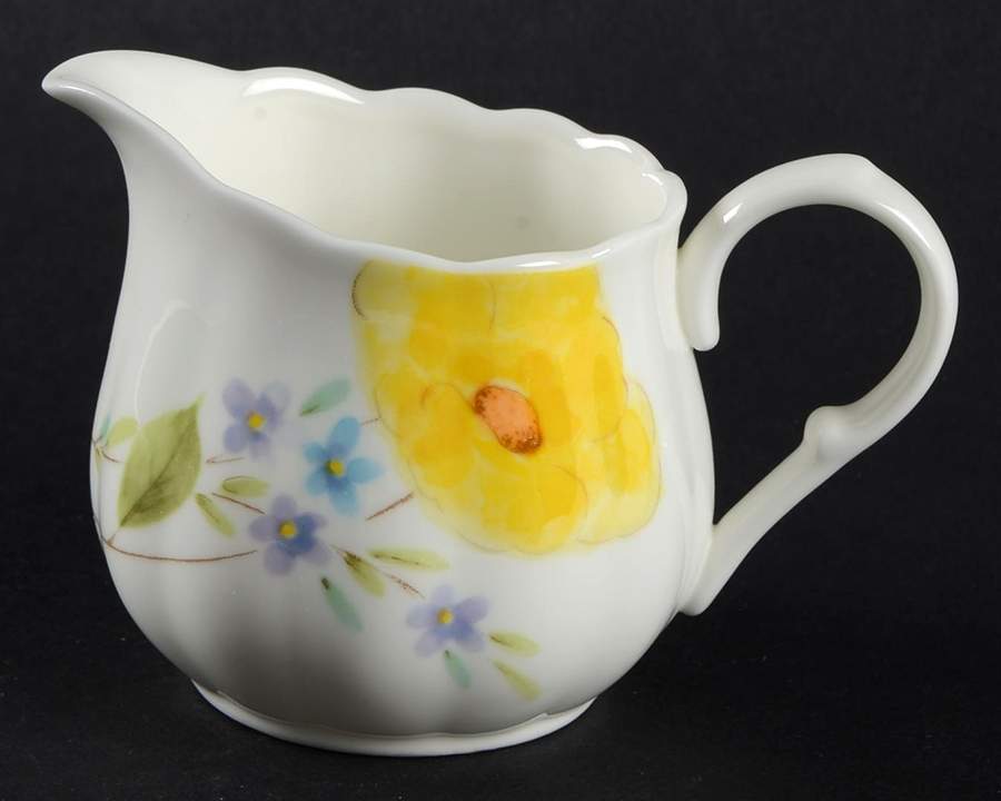 Poppy Love Mini Creamer by Mikasa-1