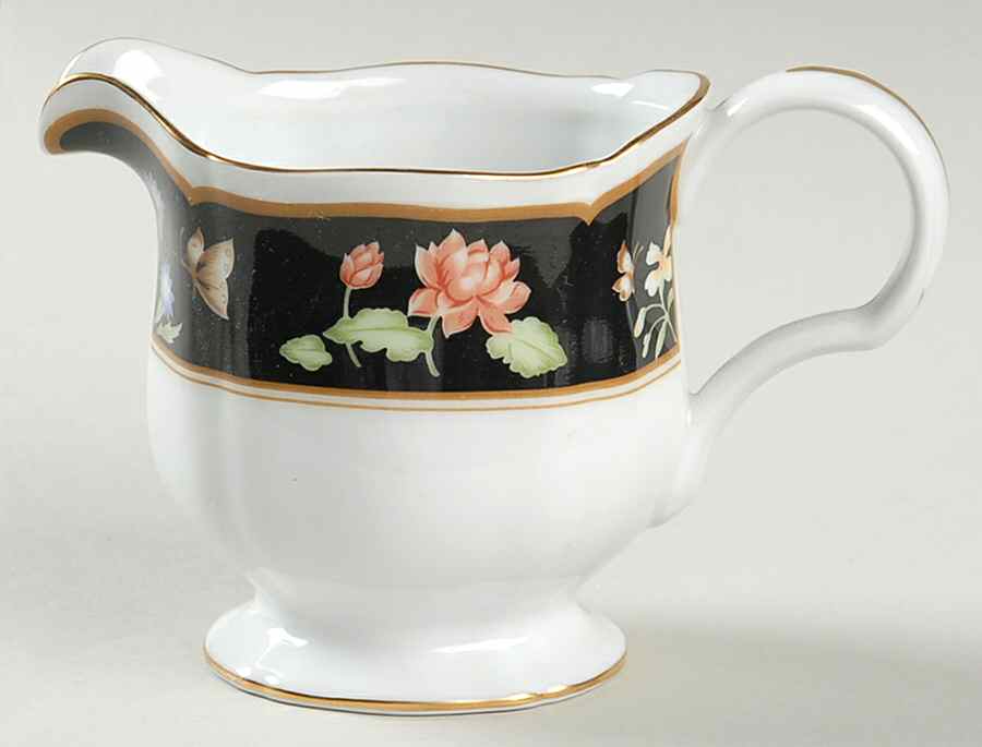 Pompadour Creamer by Mikasa-1