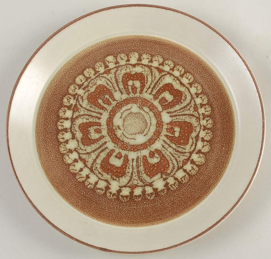 Pompeii Salad Plate by Mikasa-1