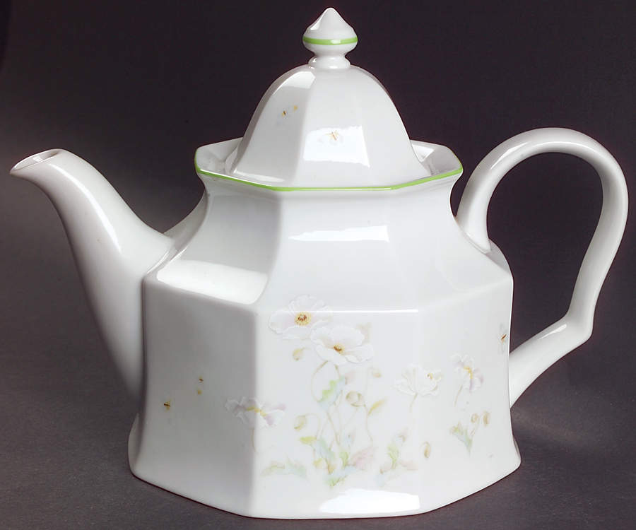 Poppy Sunday Teapot & Lid by Mikasa-1