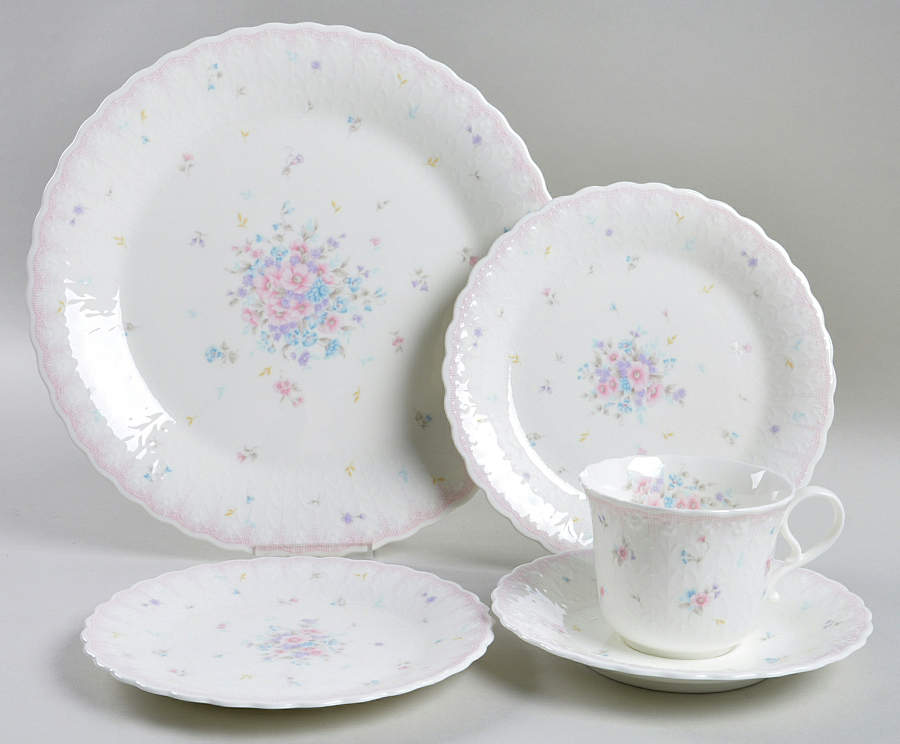 Precious 5 Piece Place Setting by Mikasa-1