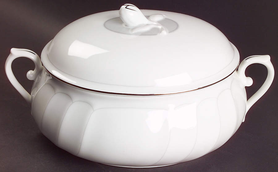 Prelude Oval Covered Vegetable by Mikasa-1
