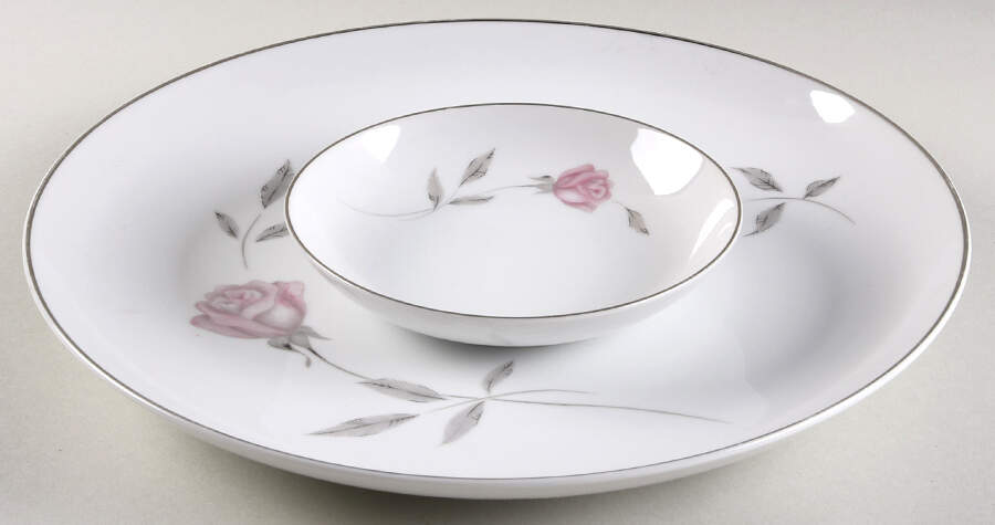 Primrose 3 1/8"-3 3/8" Lazy Susan (Chop & Bowl) HC by Mikasa-1