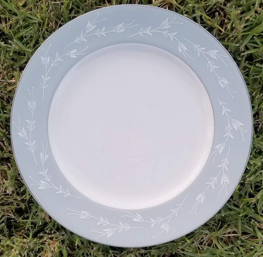 Princess Dinner Plate by Mikasa-1