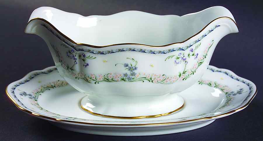 Priscilla Gravy Boat & Underplate by Mikasa-1