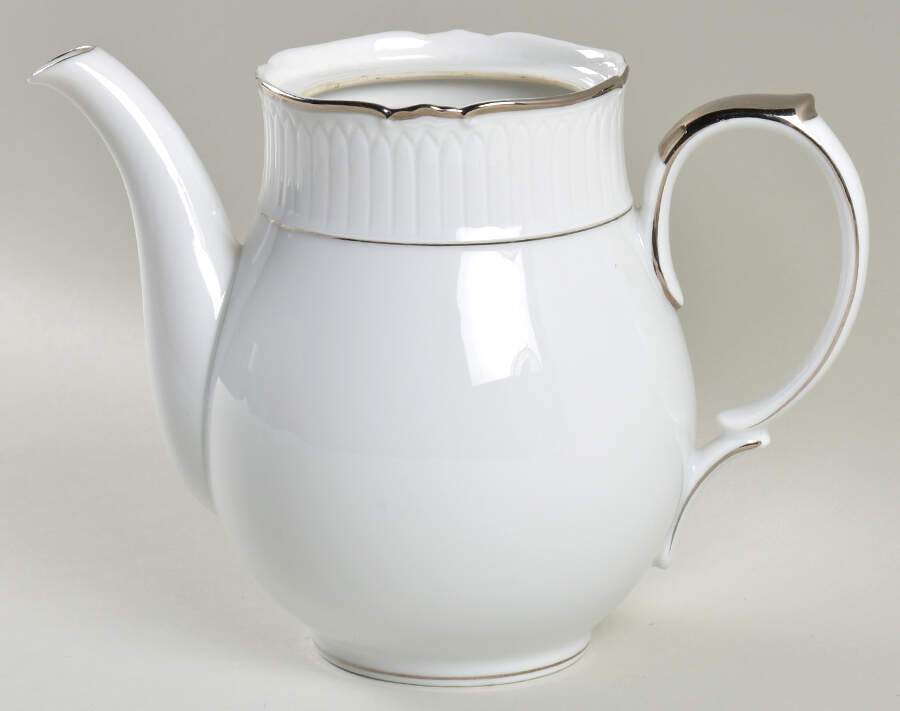 Queen Anne Teapot No Lid by Mikasa-1