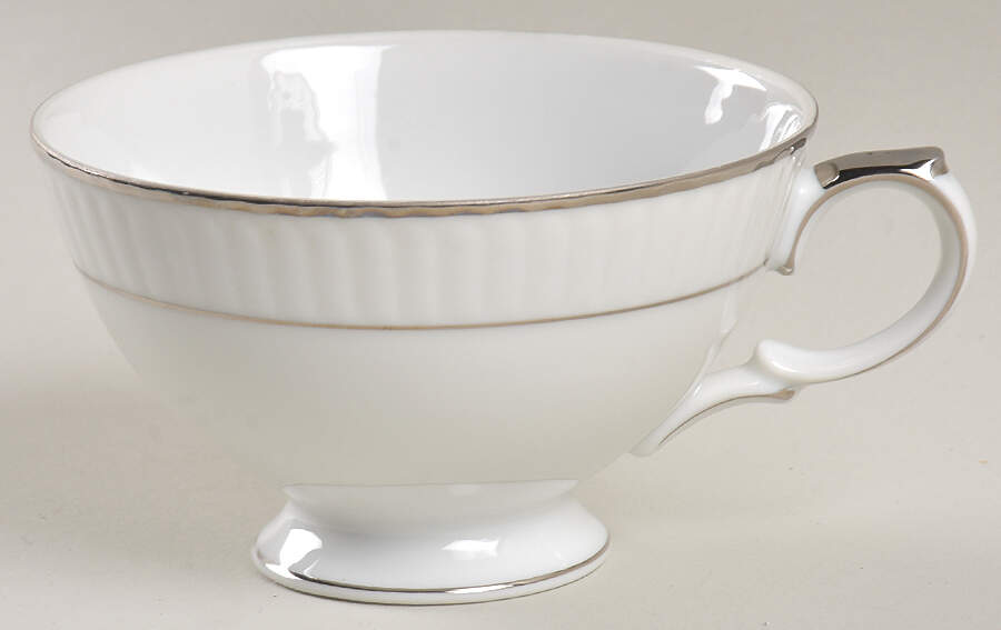 Queen Anne Footed Cup by Mikasa-1