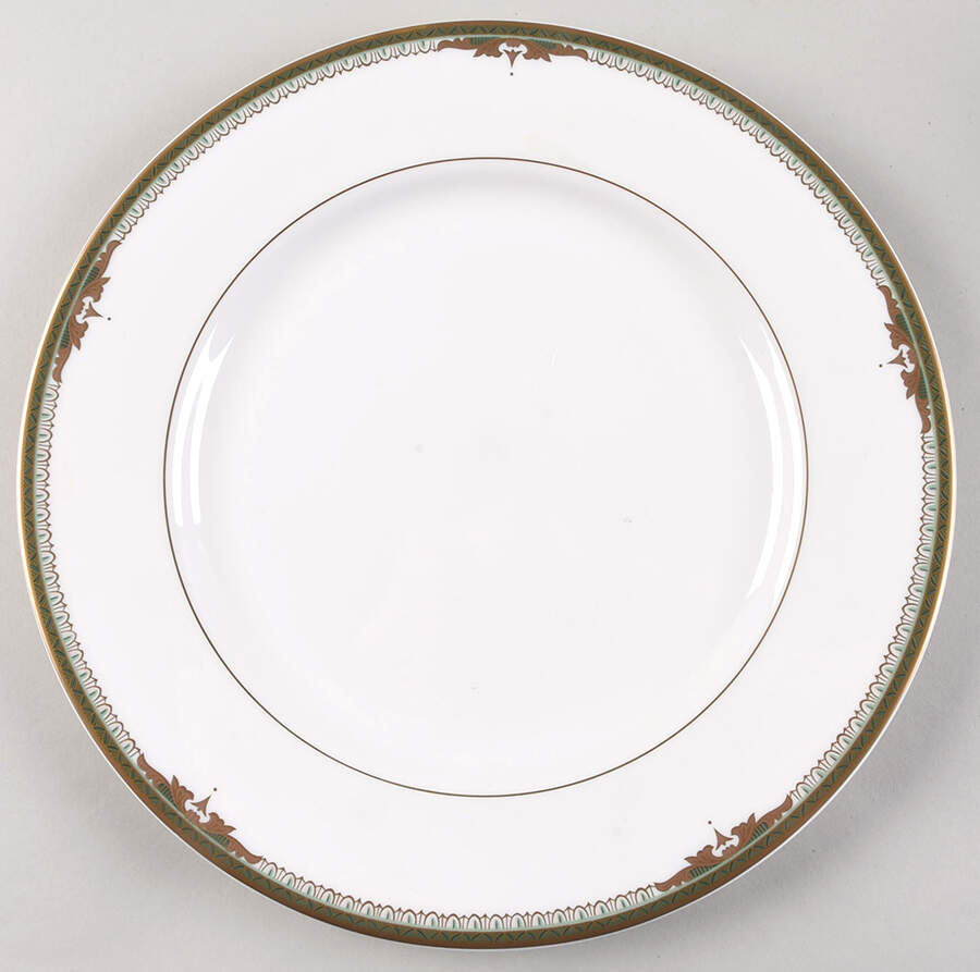 Queen's Court Dinner Plate by Mikasa-1