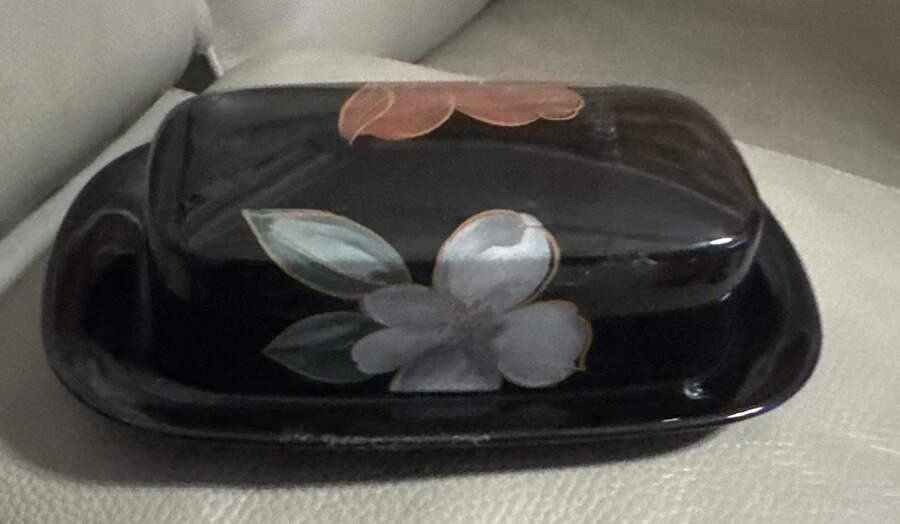 Rapture Bloom 1/4 Lb Covered Butter by Mikasa-1