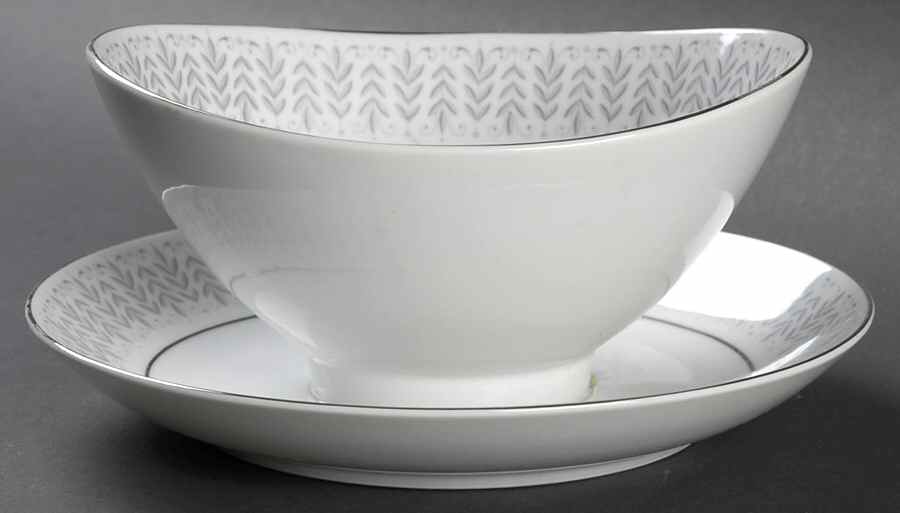 Radcliffe Gravy Boat with Attached Underplate by Mikasa-1