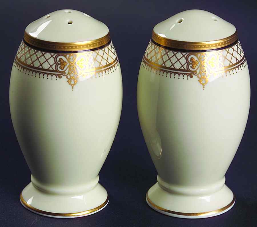 Regal Court Salt & Pepper Set by Mikasa-1