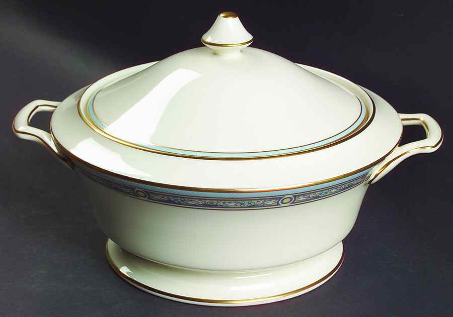 Regal Estate Round Covered Vegetable by Mikasa-1