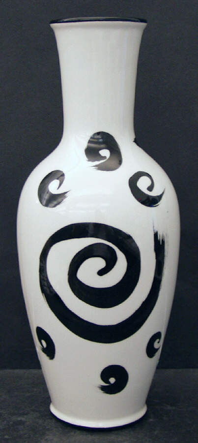 Reggae 14" Vase by Mikasa-1