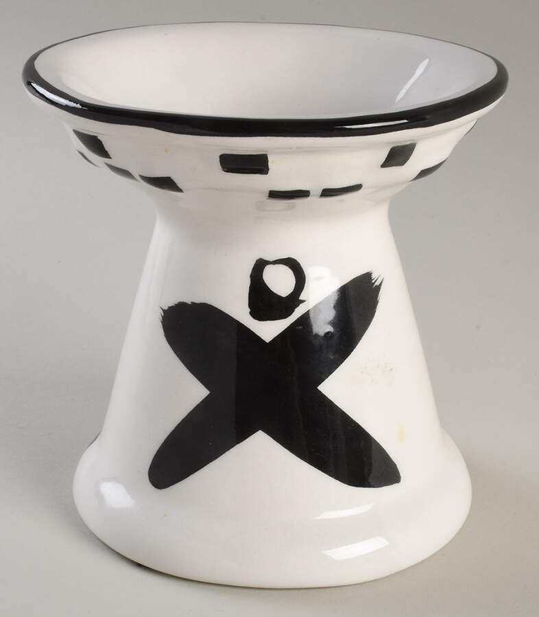 Reggae Pedestal Bowl by Mikasa-1