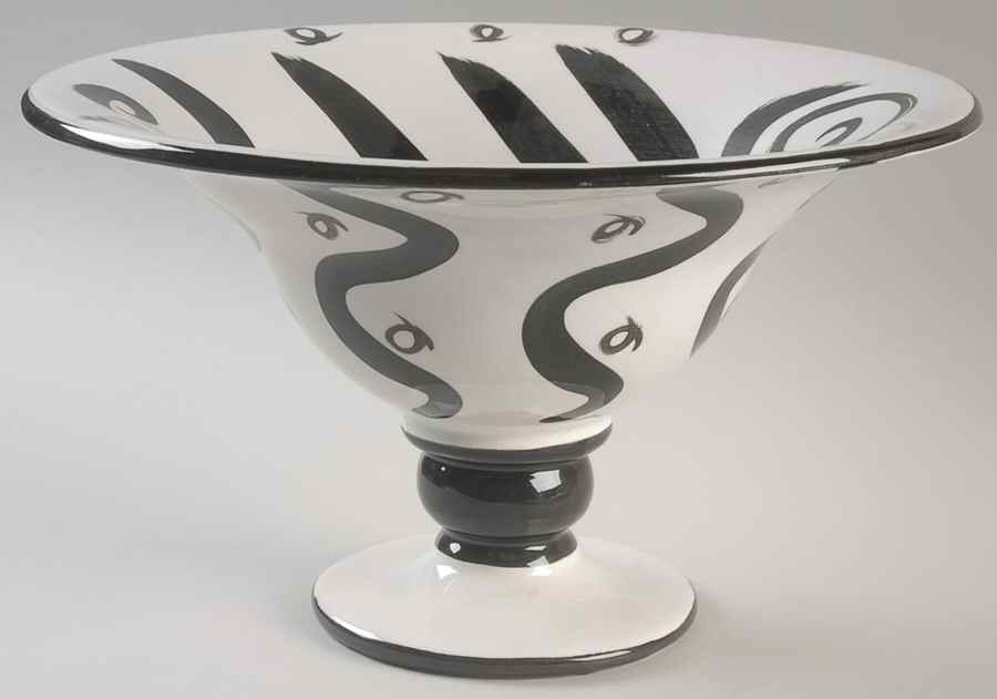 Reggae Footed Bowl by Mikasa-1