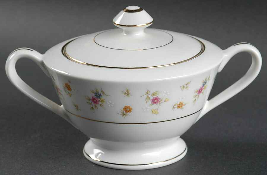 Remembrance Sugar Bowl & Lid by Mikasa-1