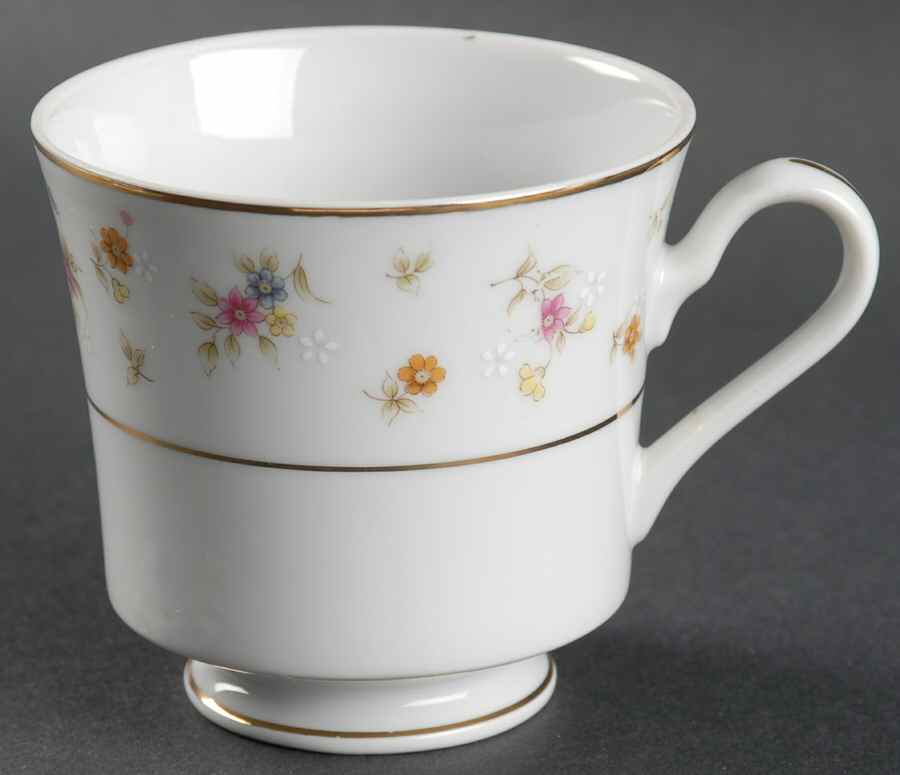 Remembrance Footed Cup by Mikasa-1