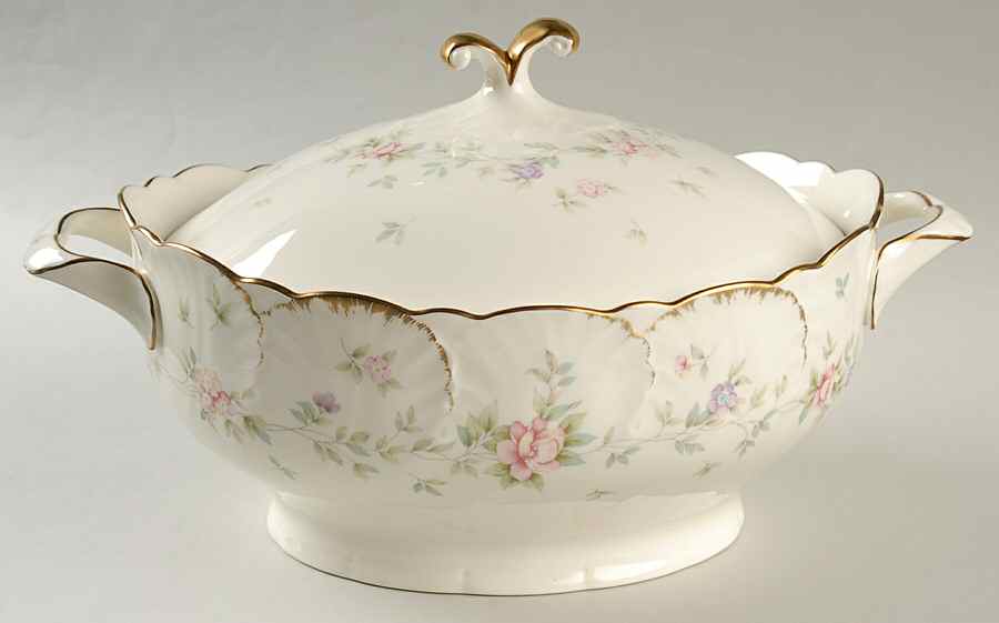 Remembrance Oval Covered Vegetable by Mikasa-1