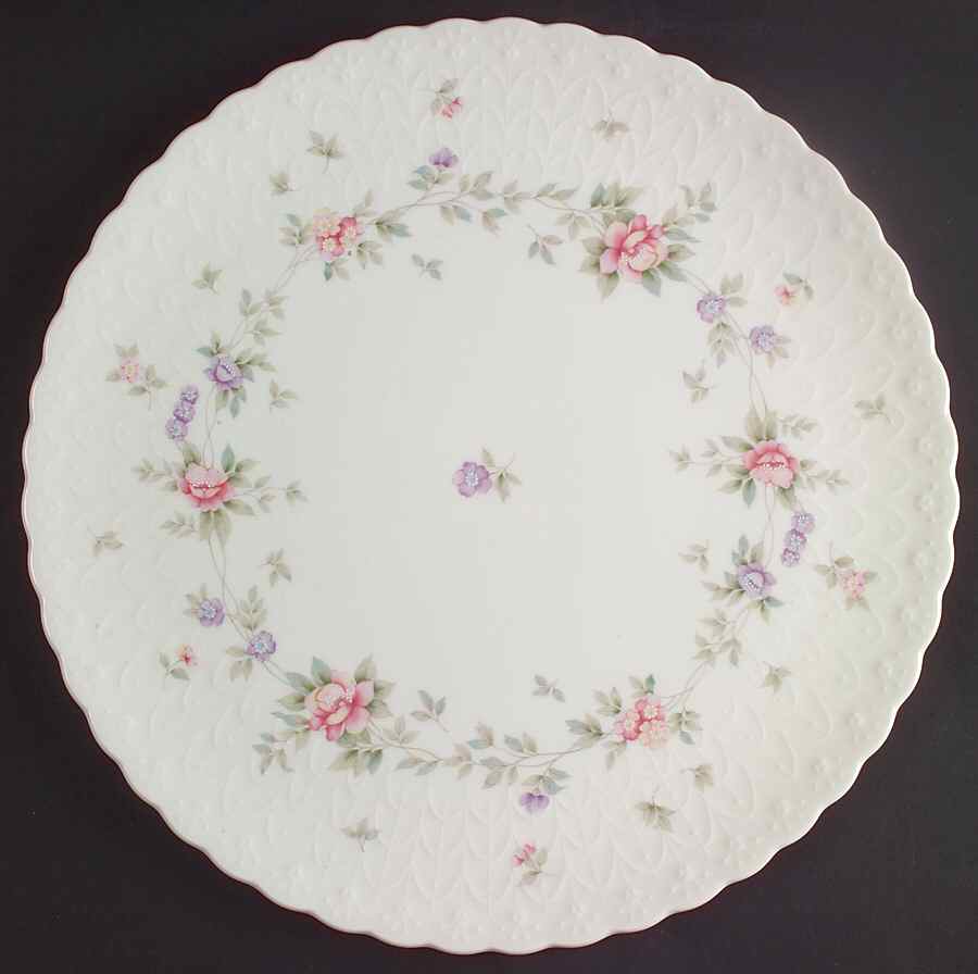 Remembrance Cake Plate by Mikasa-1