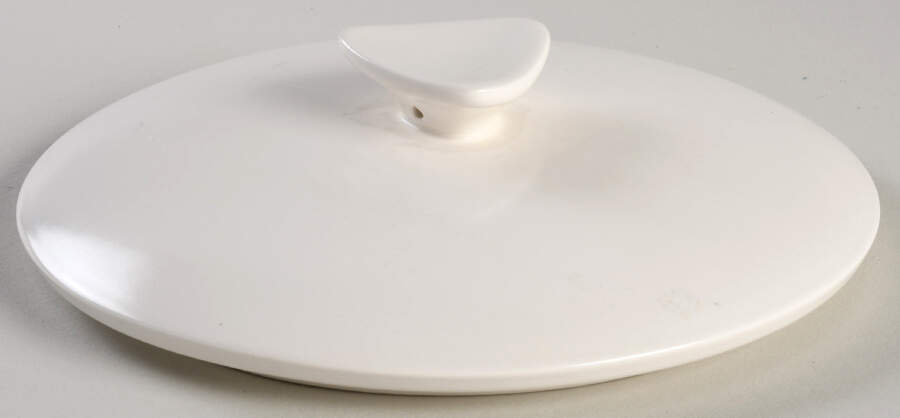Red Poppy Lid for 2.25 Qt Round Casserole by Mikasa-1