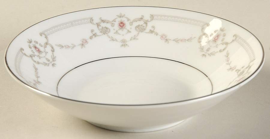 Revelry Fruit/Dessert (Sauce) Bowl by Mikasa-1