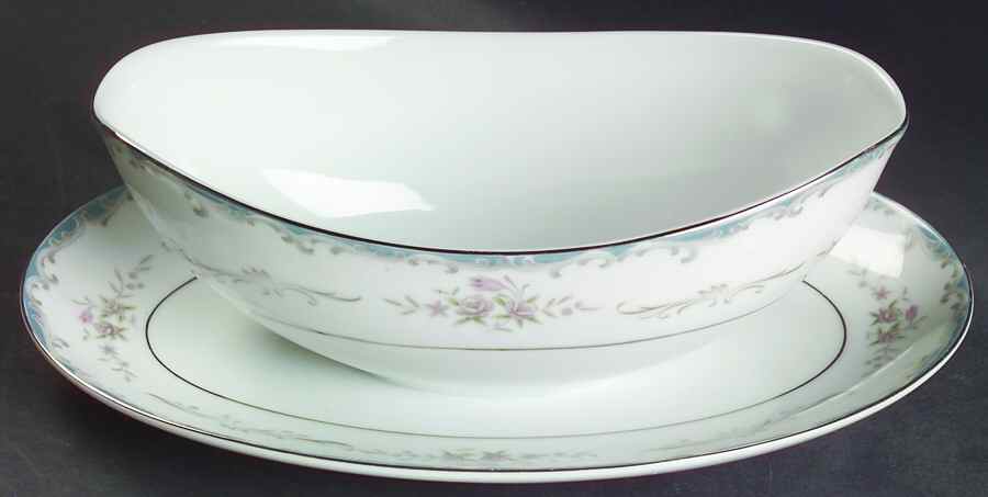 Rhoda Gravy Boat with Attached Underplate by Mikasa-1
