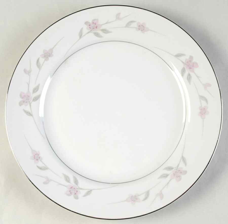 Richmond Dinner Plate by Mikasa-1