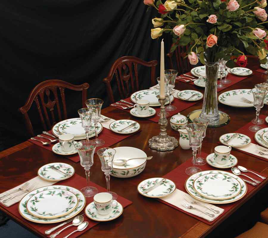 Ribbon Holly 45 Piece Estate Set by Mikasa-1