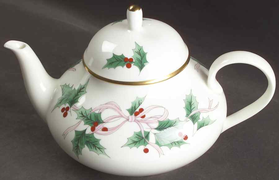 Ribbon Holly Teapot & Lid by Mikasa-1