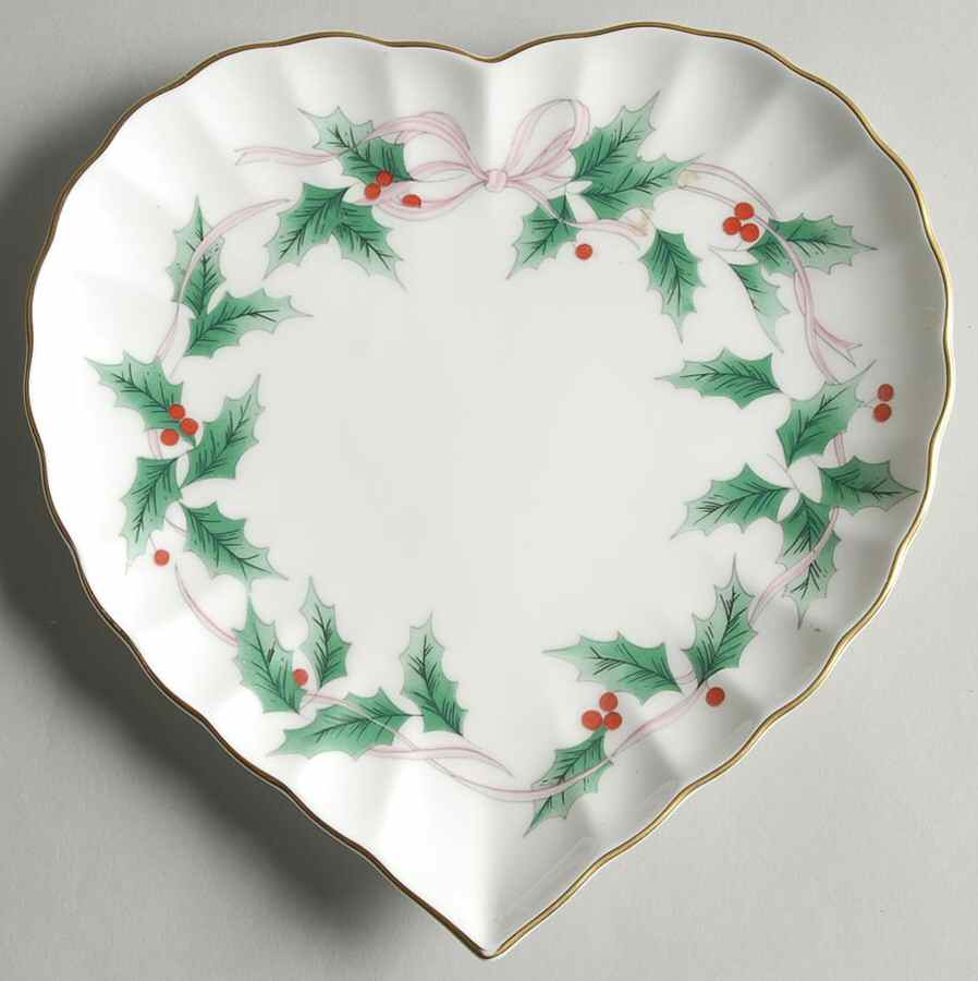 Ribbon Holly Tender Heart by Mikasa-1