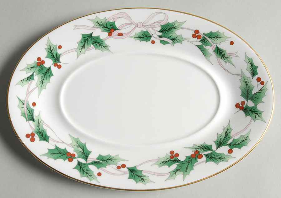 Ribbon Holly Underplate for Gravy Boat by Mikasa-1