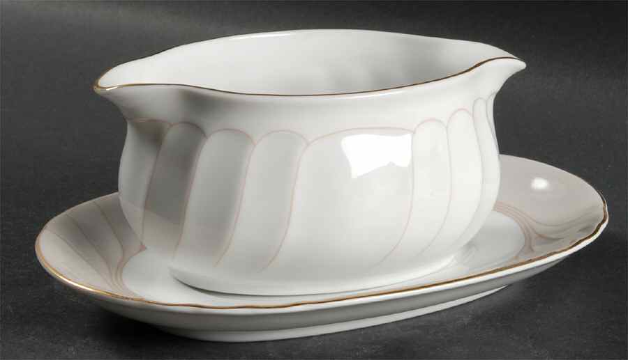 Rose Bisque Gravy Boat & Underplate by Mikasa-1