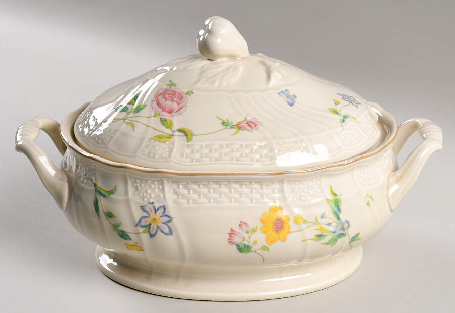 Rose Bouquet Tureen &  Lid by Mikasa-1