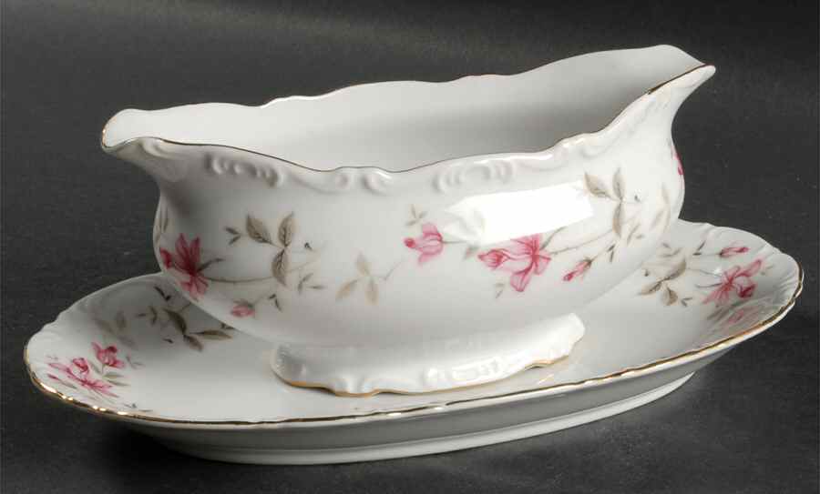 Rochelle Gravy Boat & Underplate by Mikasa-1
