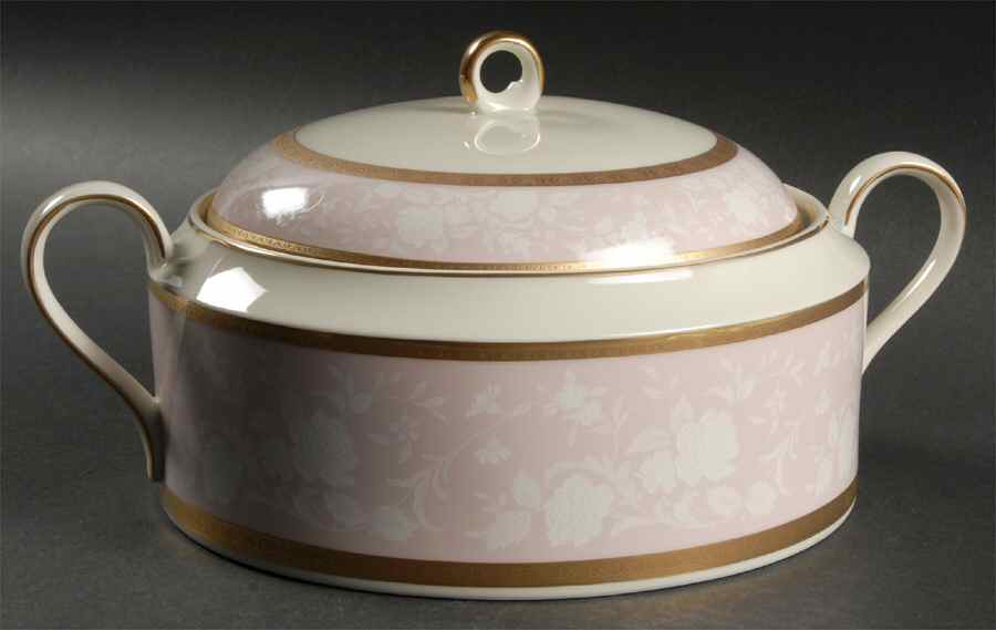 Rose Hill 2.5 Qt Round Covered Casserole by Mikasa-1