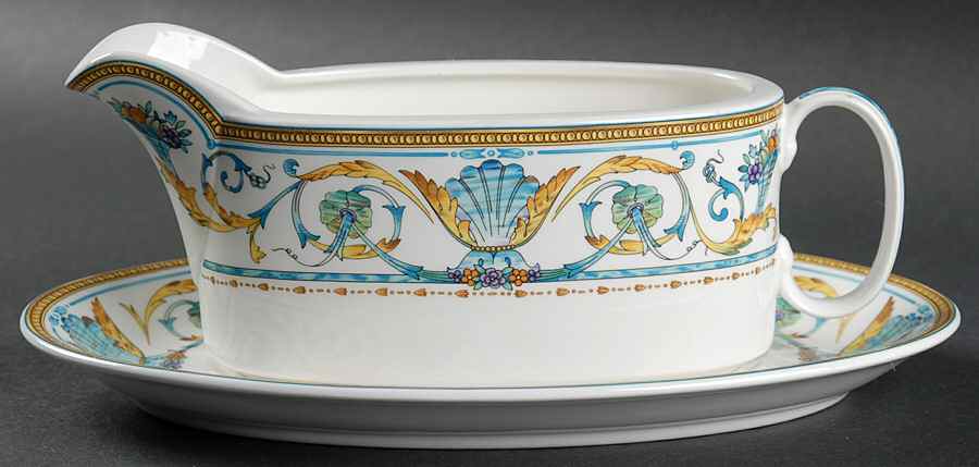Romanaire Gravy Boat & Underplate by Mikasa-1