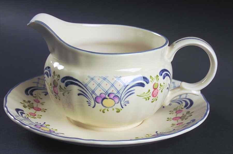 Romance Gravy Boat & Underplate by Mikasa-1