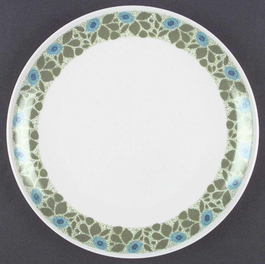Rondo Dinner Plate by Mikasa-1