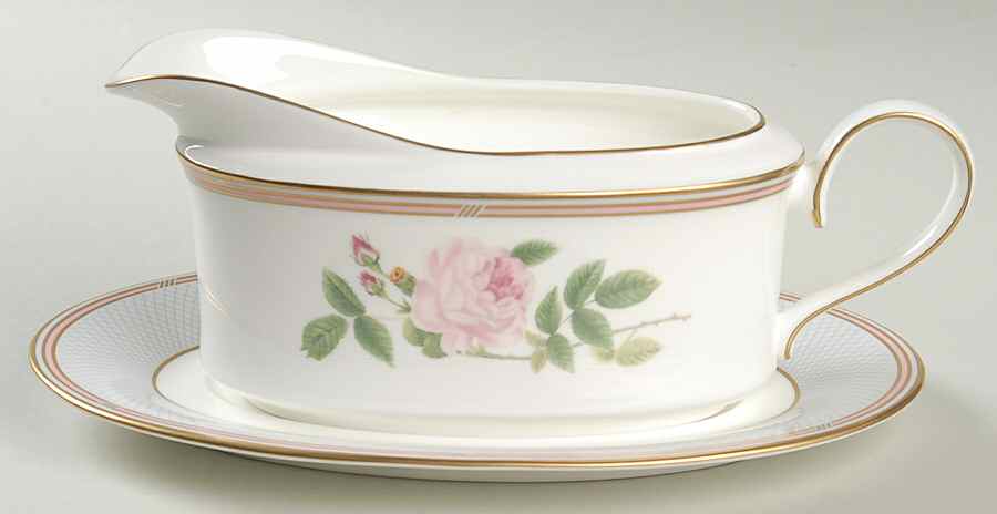 Royal Passion Gravy Boat & Underplate by Mikasa-1
