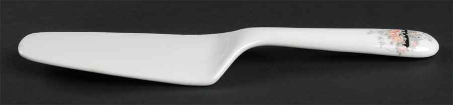 Rosaline Solid Ceramic Pie/Cake Server by Mikasa-1