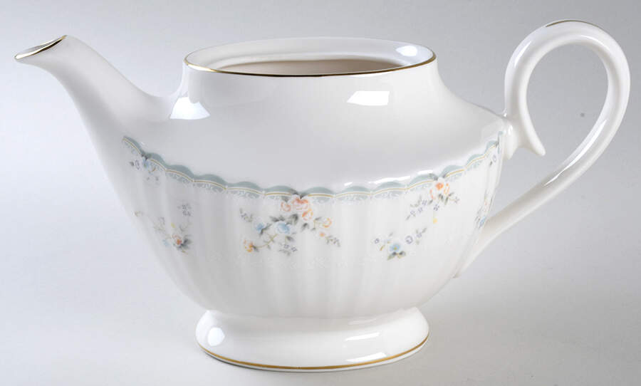 Roselle Teapot No Lid by Mikasa-1