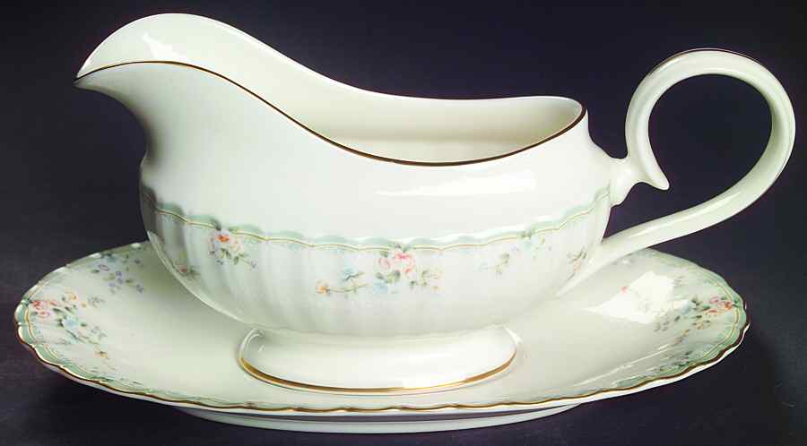 Roselle Gravy Boat & Underplate by Mikasa-1